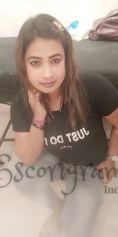 Call Girl MUMBAI Rubina Siddiqui