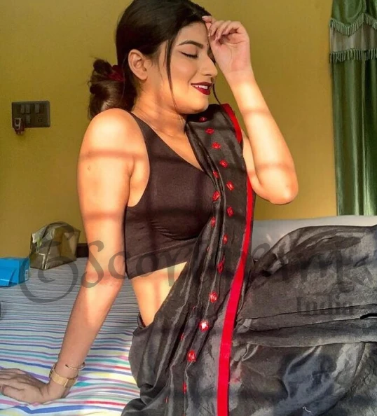 Call Girl MUMBAI Sakshi Ready