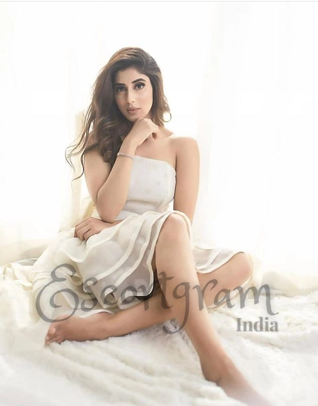 Call Girl MUMBAI Simran Kanojia