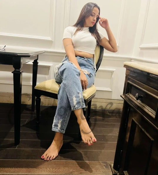 Call Girl MUMBAI Simran