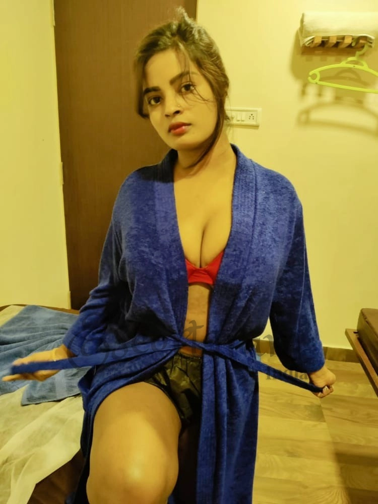 Call Girl MUMBAI Vandita Rana