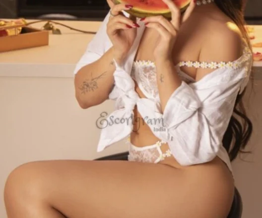 Call Girl DELHI Ameera - Gallery Image 1