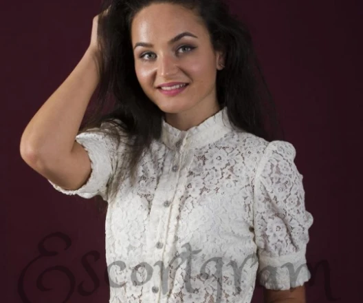 Call Girl DELHI Naaira - Gallery Image 1