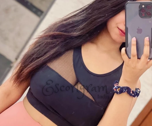 Call Girl DELHI Alina Kaur