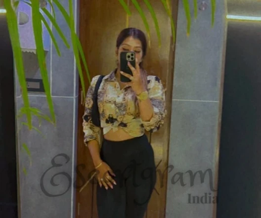 Call Girl DELHI Garima Gunwant