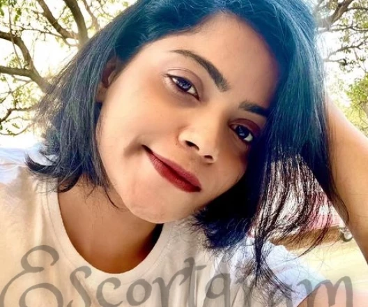 Call Girl DELHI Teena Chetri