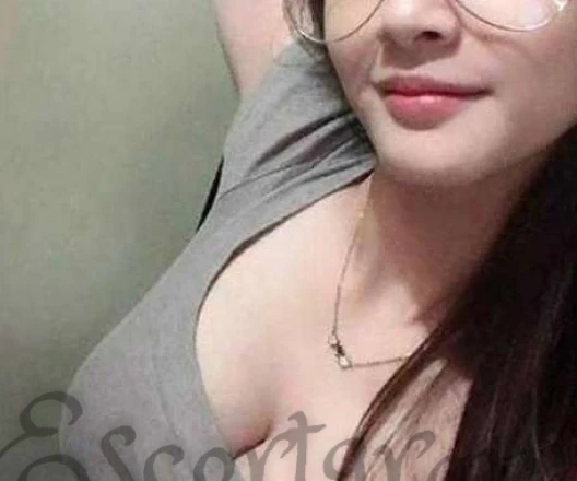 Call Girl DELHI Emma - Gallery Image 3