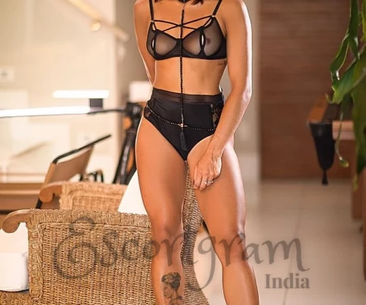 Call Girl DELHI Akanksha
