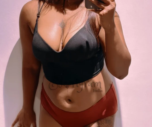 Call Girl DELHI Rashika - Gallery Image 2