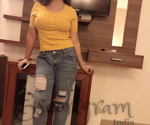 Call Girl DELHI Riya - Gallery Image 4