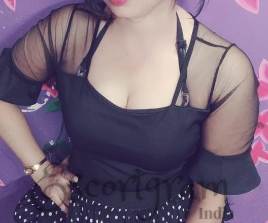 Call Girl DELHI Preeti Panday - Gallery Image 1