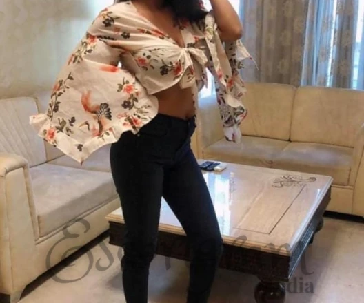 Call Girl DELHI Simran Young Independent Escort - Gallery Image 3
