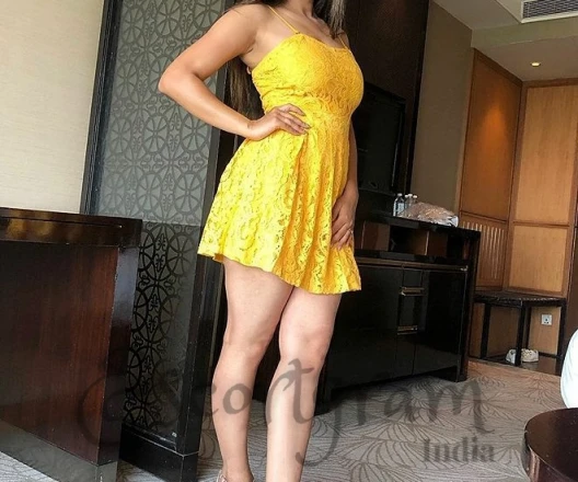 Call Girl DELHI Simran Young Independent Escort - Gallery Image 1