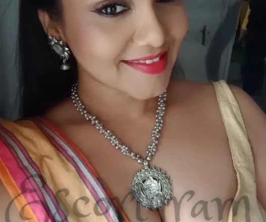 Call Girl DELHI Anjali - Gallery Image 2