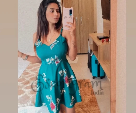 Call Girl DELHI Riya Sharma - Gallery Image 2
