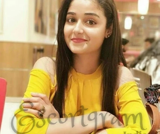 Call Girl DELHI Aru - Gallery Image 2