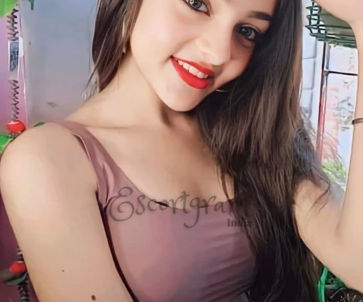 Call Girl DELHI Rasmi Escorts