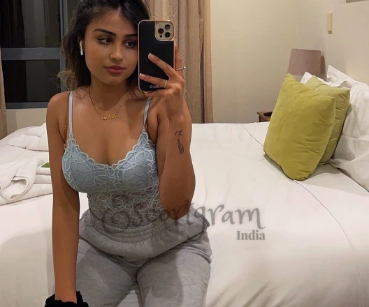 Call Girl DELHI Nikki Bansal - Gallery Image 1