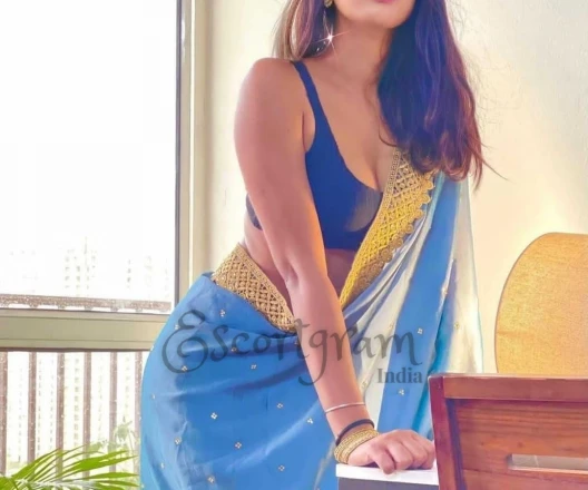 Call Girl BANGALORE Riya Singh - Gallery Image 3