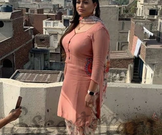 Call Girl DELHI Salni - Gallery Image 1