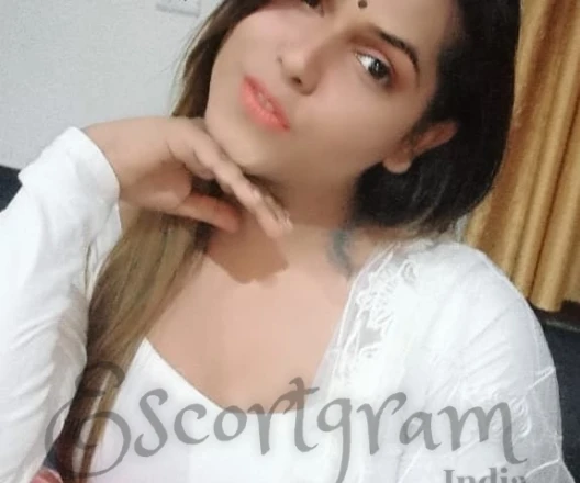 Call Girl DELHI Vanshika Agarwal - Gallery Image 2