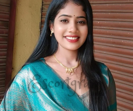 Call Girl DELHI Kavyaa Bisht - Gallery Image 3