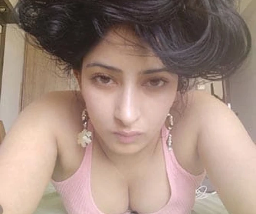 Call Girl DELHI Desiree