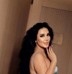 Call Girl Delhi - Karina