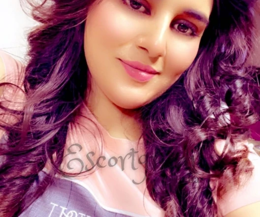 Call Girl DELHI Naina - Gallery Image 2