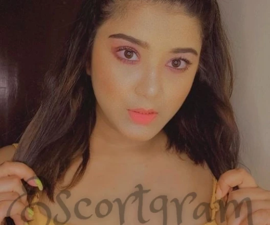 Call Girl DELHI Preete