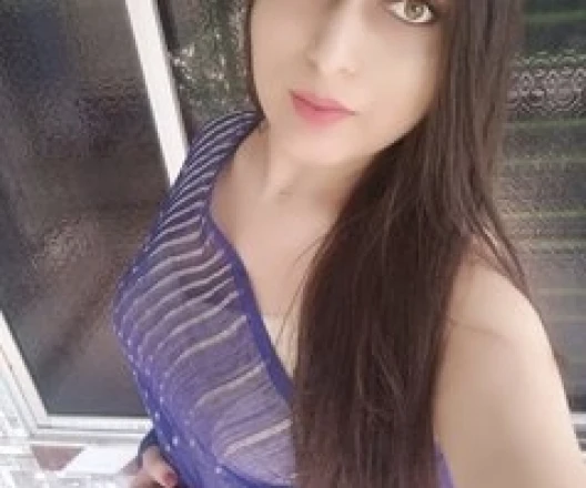 Call Girl DELHI Alina - Gallery Image 3