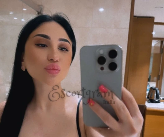 Call Girl BANGALORE Isabella - Gallery Image 3