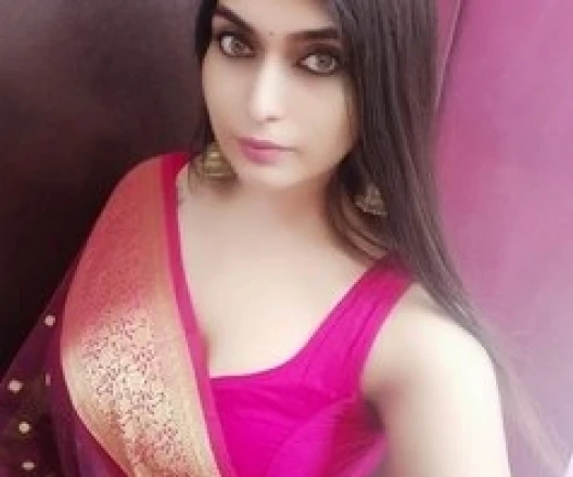 Call Girl DELHI Alina - Gallery Image 1