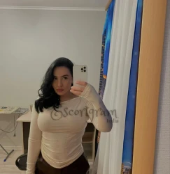 Call Girl Kolkata - Karina
