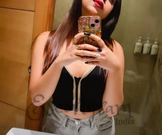 Call Girl DELHI Komal - Gallery Image 2