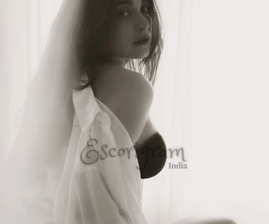 Call Girl DELHI Rooju