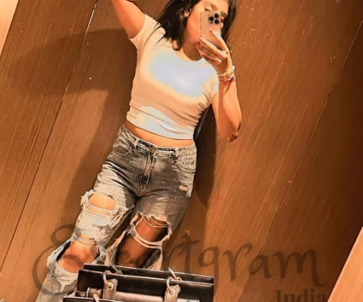 Call Girl DELHI Riya Mehra - Gallery Image 1