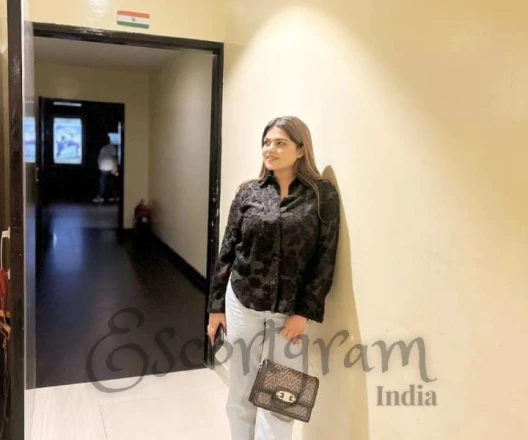 Call Girl DELHI Sonali - Gallery Image 3