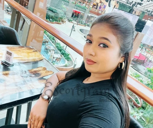 Call Girl DELHI Swati - Gallery Image 4