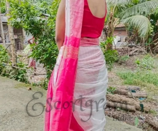 Call Girl DELHI Sonali - Gallery Image 4