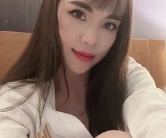 Call Girl DELHI Zumy