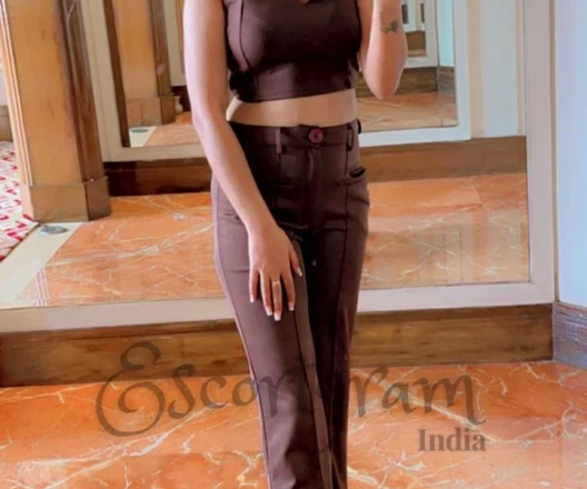 Call Girl DELHI Poonam - Gallery Image 4