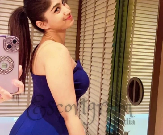 Call Girl DELHI Sonali