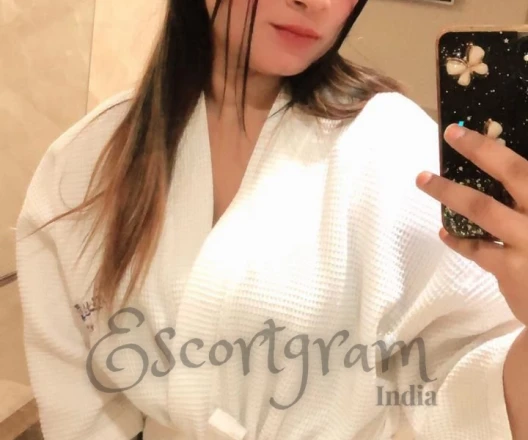 Call Girl DELHI Aditi