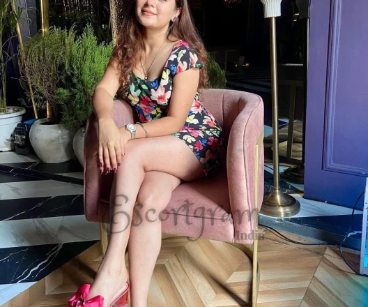 Call Girl DELHI Janvi - Gallery Image 4