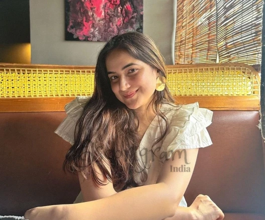Call Girl DELHI Mona - Gallery Image 1