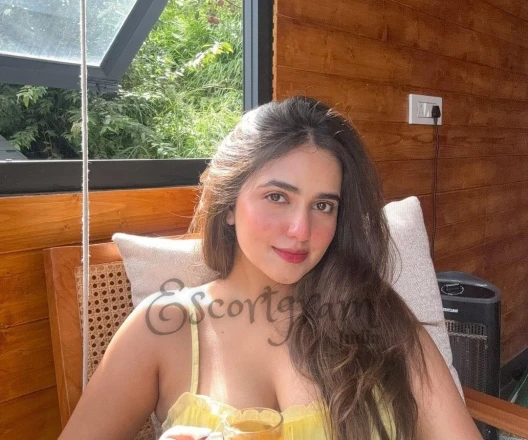 Call Girl DELHI Aadhya - Gallery Image 1