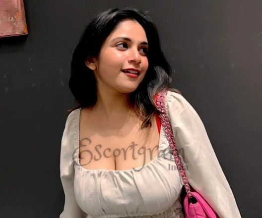 Call Girl DELHI Advika - Gallery Image 4