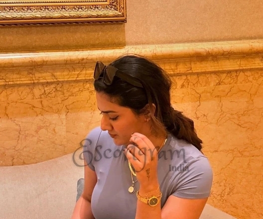 Call Girl DELHI Karisma