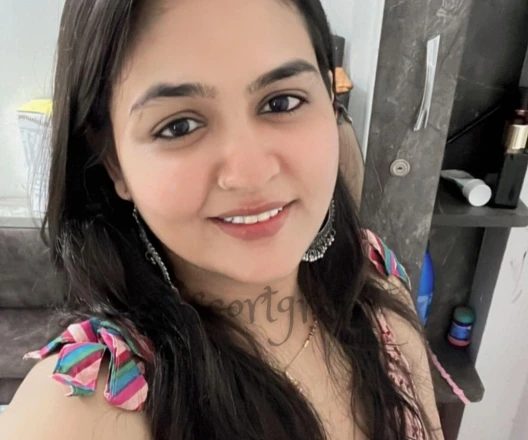 Call Girl DELHI Naina - Gallery Image 4